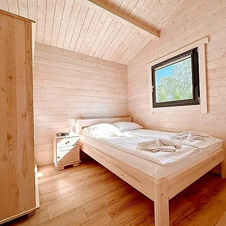 Ośrodek wypoczynkowy Family-holiday Spa&resort Dziwnówek